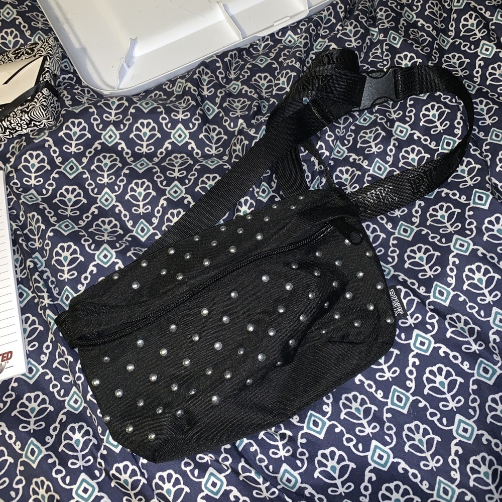 VS PINK Fanny pack